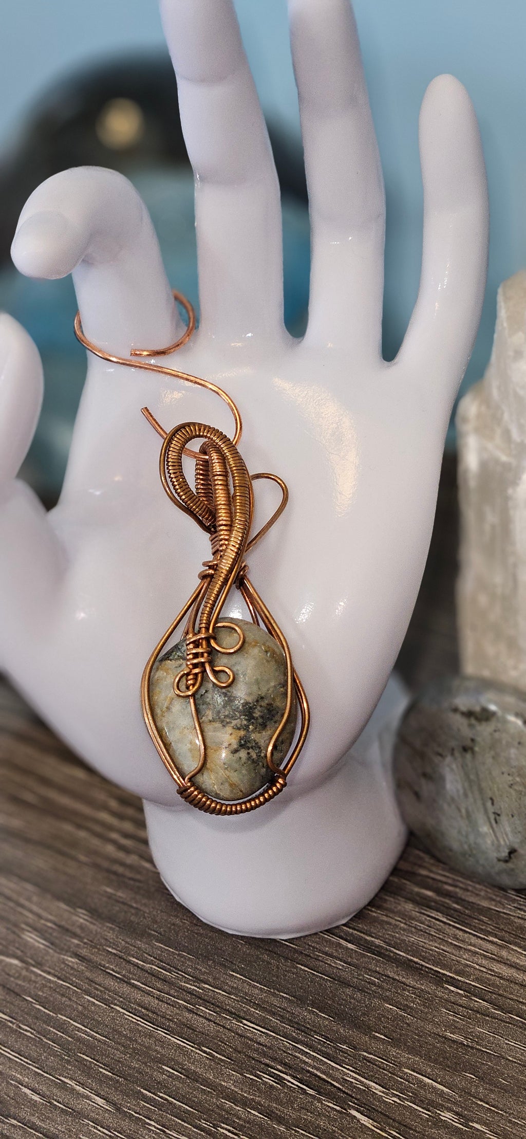 Basalt Quartz Pendant